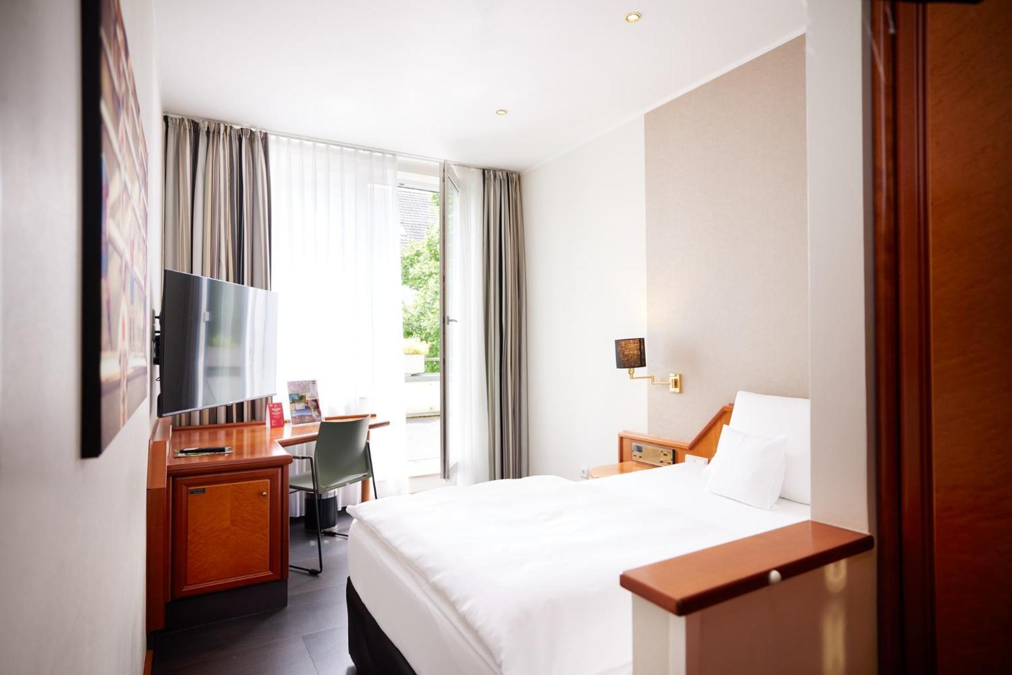 Kochs Stadthotel Olpe bei Meschede المظهر الخارجي الصورة
